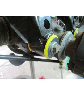 031598A: Rear diff front mounting bush SPORT