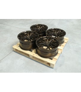 Set of CVR1 20x9 ET35 + 20x10 ET42 5x112 Gloss Bronze