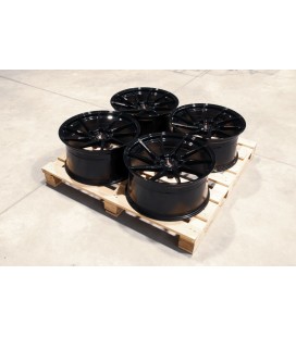 Set of JR36 20x10,5 ET20 5x112 Gloss Black