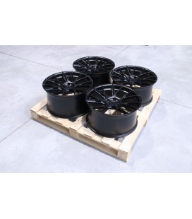 Set of JR42 20x10 ET45 + 20x10,5 ET35 5x108 Matt B