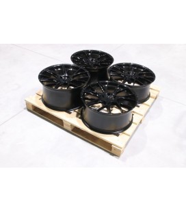 Set of JR42 20x9 ET20 + 20x10 ET30 5x120 Gloss Black