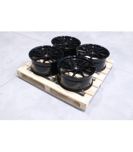 Set of JR36 19x8,5 ET40 + 19x8,5 ET25 5x112 Gloss Black