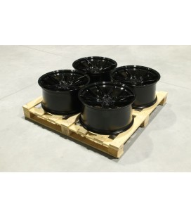 Set of JR44 20x10 ET24 5x112 Gloss Black