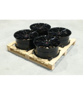 Set of JR28 20x8,5 ET35 5x120 Gloss Black