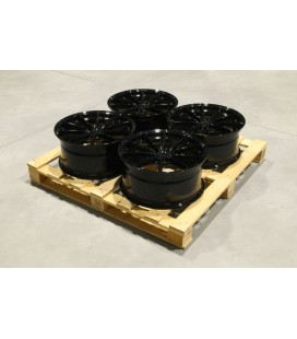 Set of JR37 19x8,5 ET45 5x112 Gloss Black