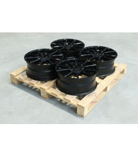 Set of CVR4 19x8 ET27 5x114,3 Gloss Black