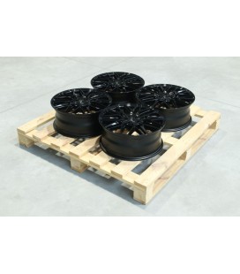 Set of JR28 17x7 ET38 4x100 Gloss Black