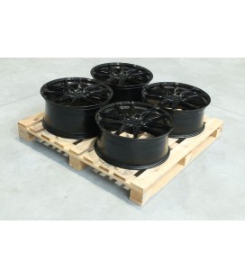 Set of JR44 20x8,5 ET40 + 20x9,5 ET45 5x112 Gloss Black