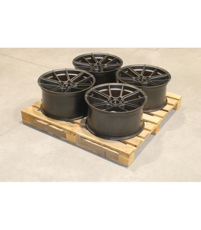 Set of JR30 20x10 ET35 + 20x10,5 ET45 5x114,3 Matt Graphite