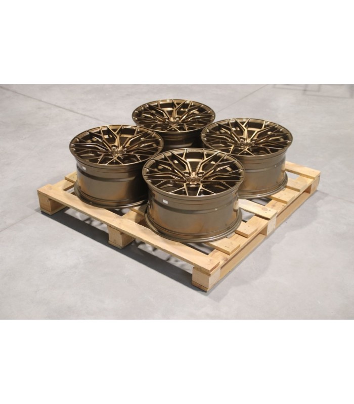 Set of CVR1 19x9,5 ET24 5x112 Brushed Bronze