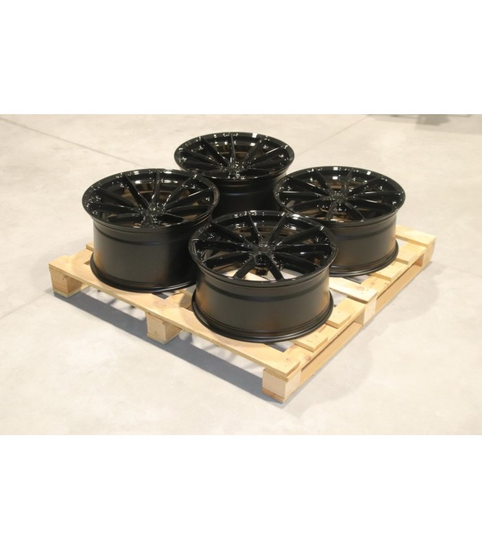 Set of JR37 20x9 ET35 + 20x10,5 ET40 5x114,3 Gloss Black