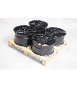 Set of CVR2 21x9,5 ET50 + 21x11,5 ET55 5x130 Gloss Black