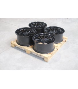 Set of JR37 21x9,5 ET35 + 21x10,5 ET40 5x114,3 Gloss Black