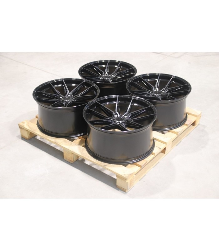 Set of JR44 21x10,5 ET40 5x130 Black Machined w/ Tinted Face