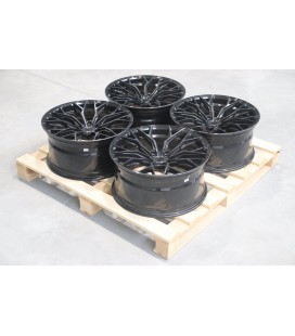 Set of CVR1 20x9,5 ET33 5x114,3 Double Tinted Black