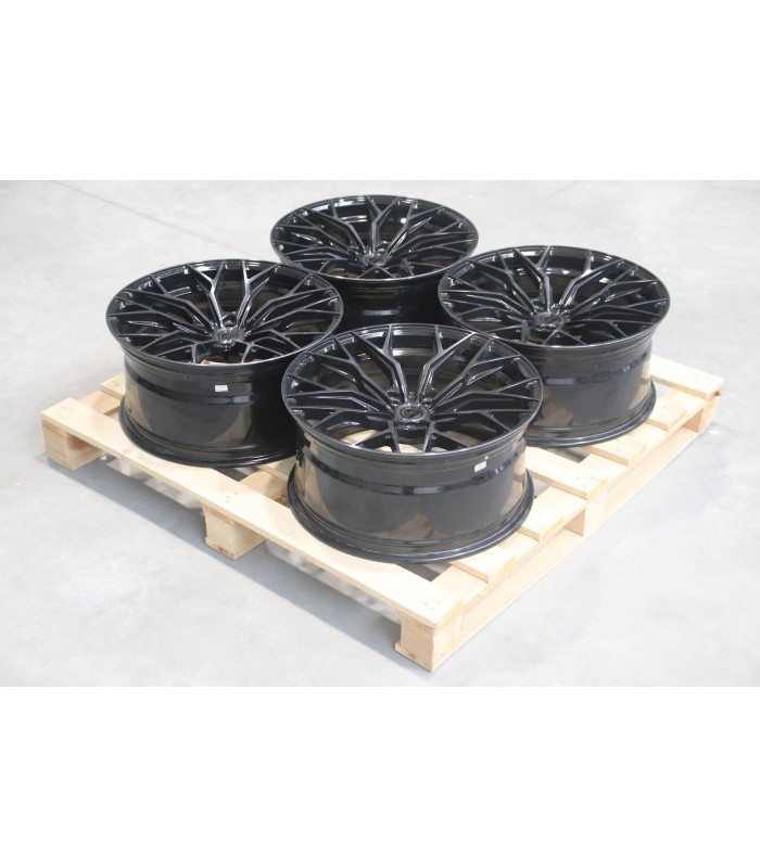 Set of CVR1 20x9,5 ET33 5x114,3 Double Tinted Black