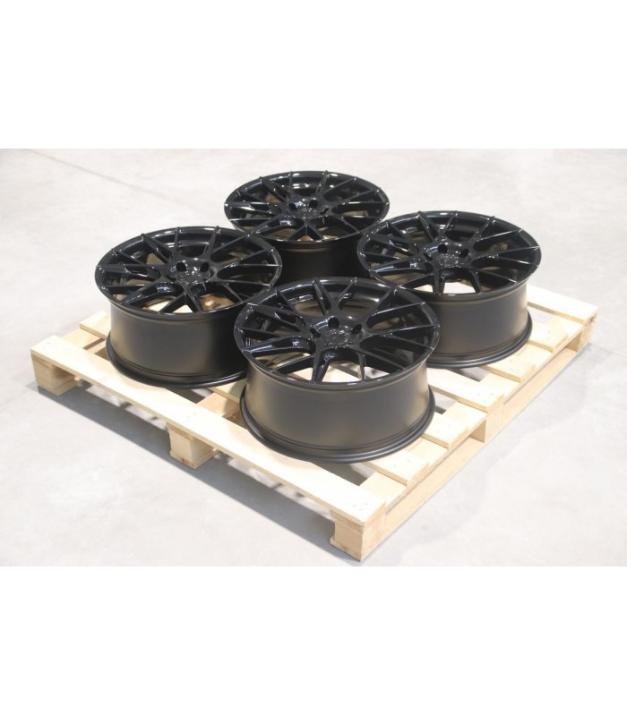 Set of JR42 19x8,5 ET45 5x112 Gloss Black