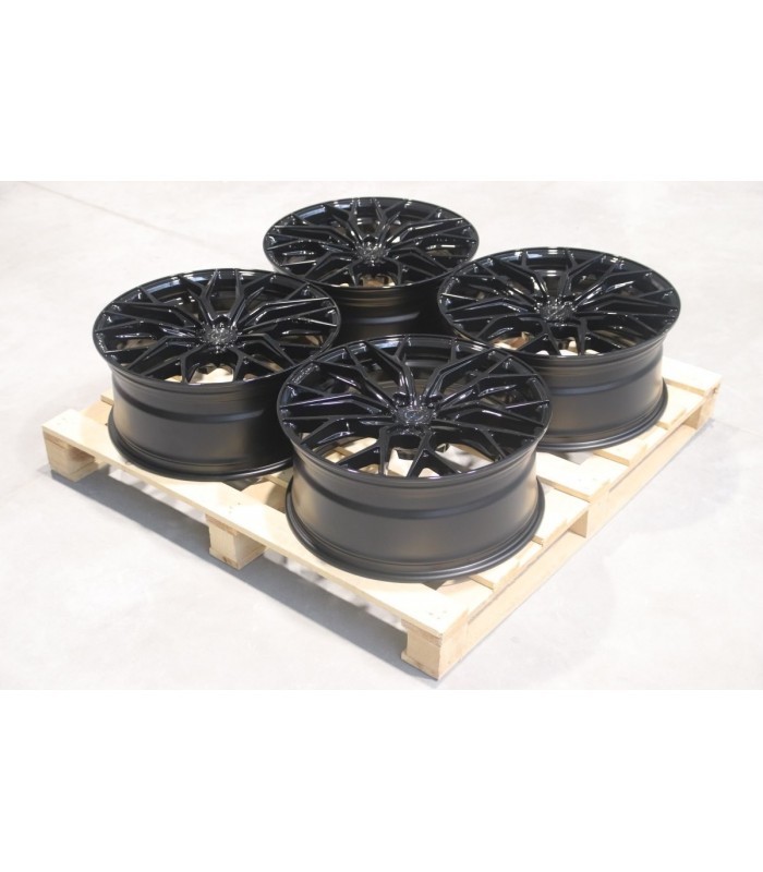 Set of CVR1 21x9 ET30 5x112 Gloss Black