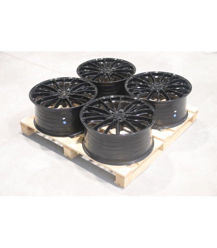 Set of CVR7 22x10 ET25 5x112 Platinum Black